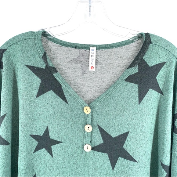 New! Sage Star Print Button Down Top - Picture 4 of 6